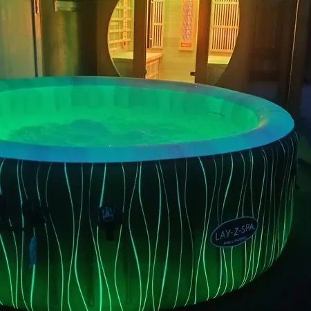 Casa Oliva Private Jacuzzi & Sauna Appartamento *