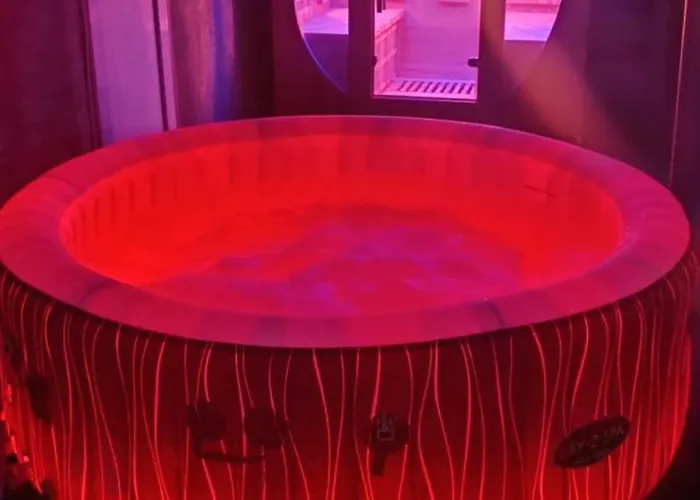 Casa Oliva Private Jacuzzi & Sauna * Siófok